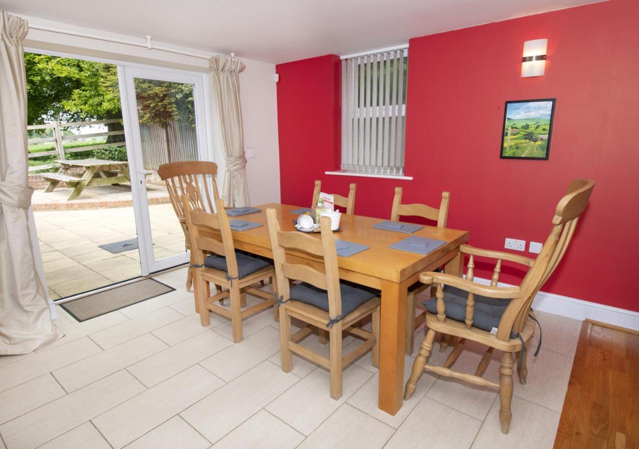 Call Out Cottage Sledmere Buitenkant foto